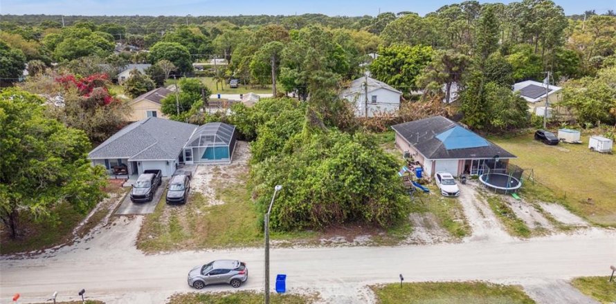 Land in Vero Beach, Florida № 2212418