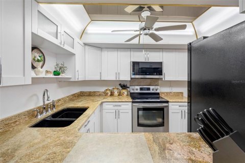 Condominio en venta en Clearwater, Florida, 2 dormitorios, 128.21 m2 № 2215397 - foto 6