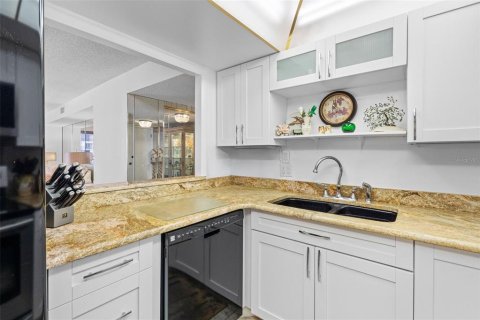 Condominio en venta en Clearwater, Florida, 2 dormitorios, 128.21 m2 № 2215397 - foto 10