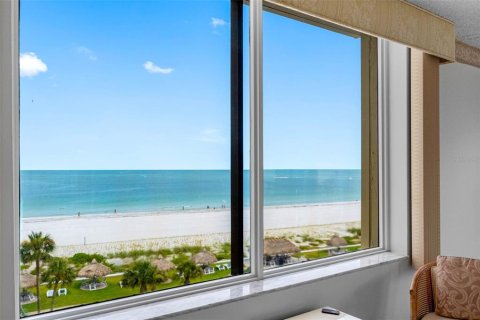 Condominio en venta en Clearwater, Florida, 2 dormitorios, 128.21 m2 № 2215397 - foto 15