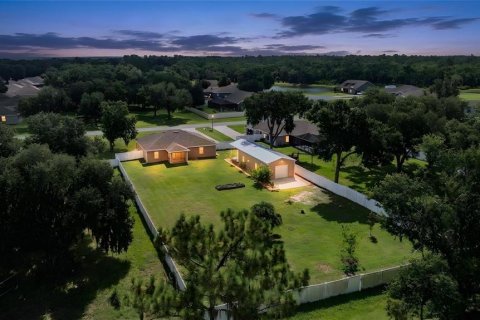 Villa ou maison à vendre à Lakeland, Floride: 3 chambres, 159.42 m2 № 2334067 - photo 2