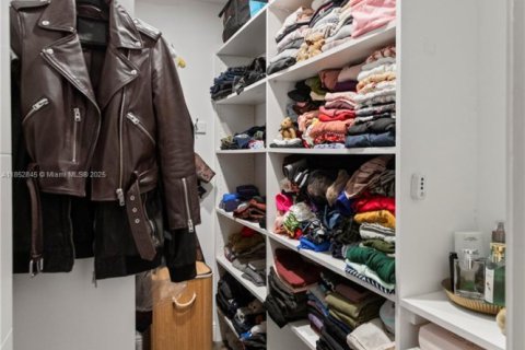 Condominio en venta en Hallandale Beach, Florida, 2 dormitorios, 100.33 m2 № 1978142 - foto 6