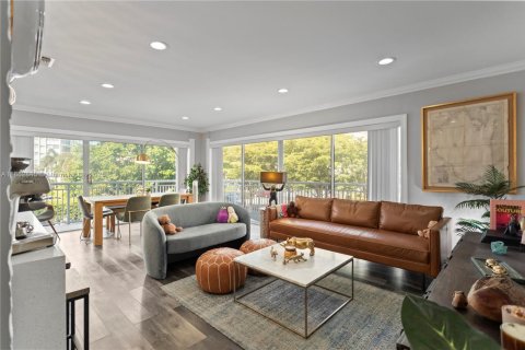 Condominio en venta en Hallandale Beach, Florida, 2 dormitorios, 100.33 m2 № 1978142 - foto 20