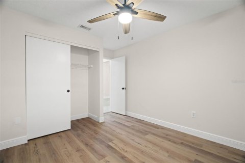 Casa en venta en Port Richey, Florida, 3 dormitorios, 153.75 m2 № 2096806 - foto 24