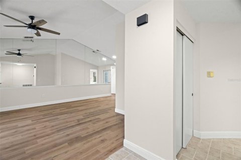 Casa en venta en Port Richey, Florida, 3 dormitorios, 153.75 m2 № 2096806 - foto 14