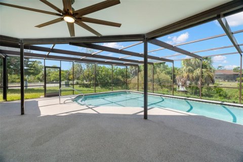 Casa en venta en Port Richey, Florida, 3 dormitorios, 153.75 m2 № 2096806 - foto 29