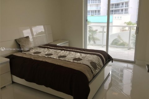 Condo in Sunny Isles Beach, Florida, 3 bedrooms № 2088148 - photo 9