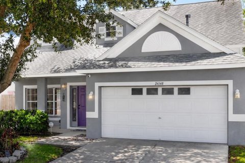 Casa en Lutz, Florida 4 dormitorios, 189.61 m2 № 2137132