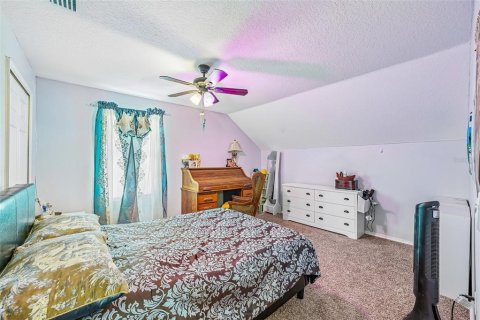 House in Lutz, Florida 4 bedrooms, 189.61 sq.m. № 2137132 - photo 19