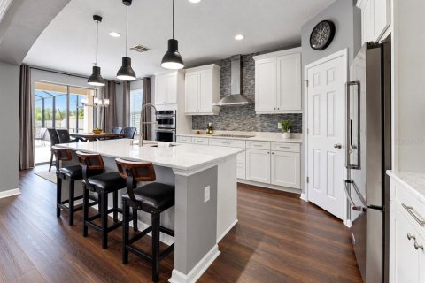 House in Riverview, Florida 6 bedrooms, 396.79 sq.m. № 2428717 - photo 9