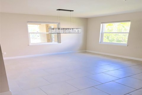Casa en venta en Sarasota, Florida, 4 dormitorios, 236.99 m2 № 1885872 - foto 21
