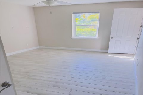 Casa en venta en Sarasota, Florida, 4 dormitorios, 236.99 m2 № 1885872 - foto 12