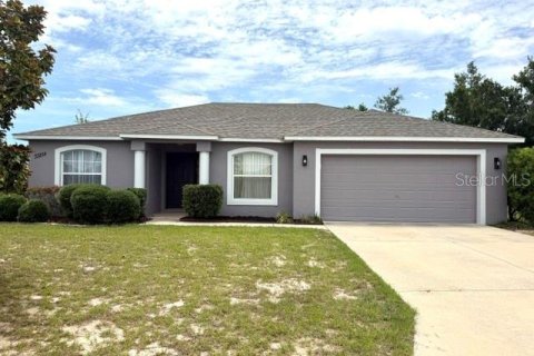 Villa ou maison à Leesburg, Floride 3 chambres, 118.82 m2 № 2107481