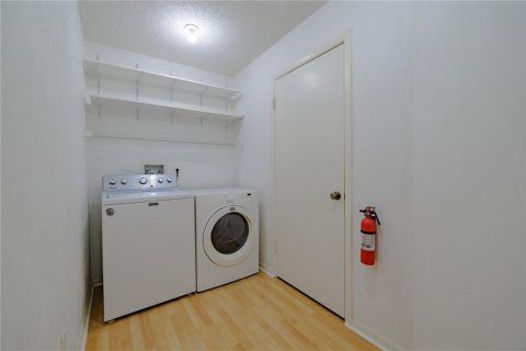 House in New Smyrna Beach, Florida 2 bedrooms, 117.43 sq.m. № 1847881 - photo 20