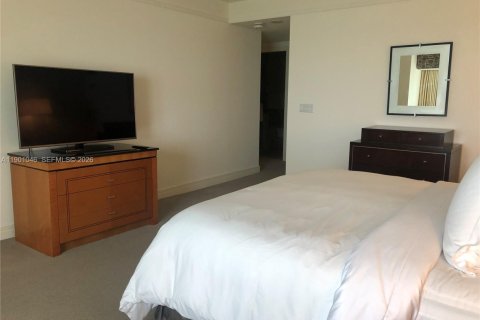 Condo in Miami, Florida, 2 bedrooms  № 2052867 - photo 15