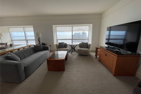 Condo in Miami, Florida, 2 bedrooms  № 2052867 - photo 6