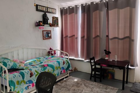 Commercial property in Lake Placid, Florida № 1961979 - photo 10