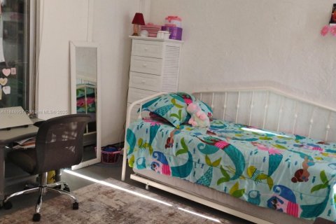 Commercial property in Lake Placid, Florida № 1961979 - photo 9