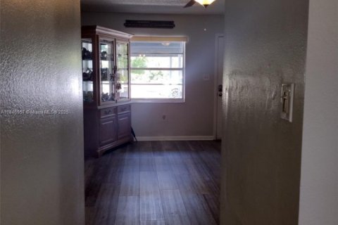 Commercial property in Lake Placid, Florida № 1961979 - photo 5