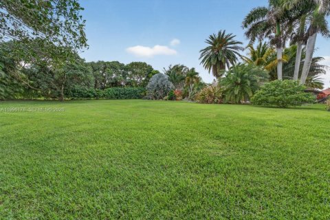 Villa ou maison à vendre à Davie, Floride: 4 chambres, 263.19 m2 № 2063376 - photo 25