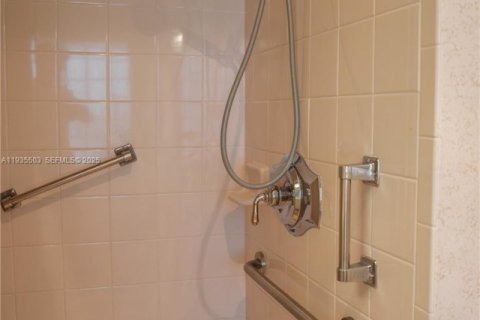 Casa en venta en Boynton Beach, Florida, 3 dormitorios, 205.78 m2 № 1993700 - foto 12