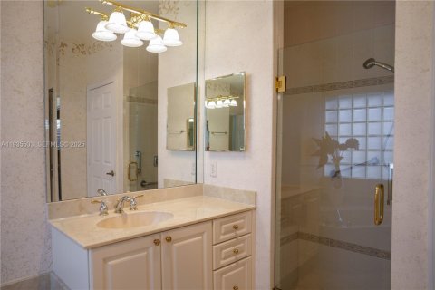 Casa en venta en Boynton Beach, Florida, 3 dormitorios, 205.78 m2 № 1993700 - foto 11