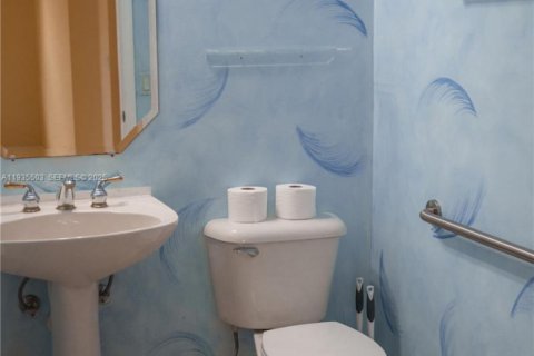 Casa en venta en Boynton Beach, Florida, 3 dormitorios, 205.78 m2 № 1993700 - foto 5