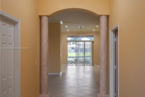 Casa en venta en Boynton Beach, Florida, 3 dormitorios, 205.78 m2 № 1993700 - foto 14