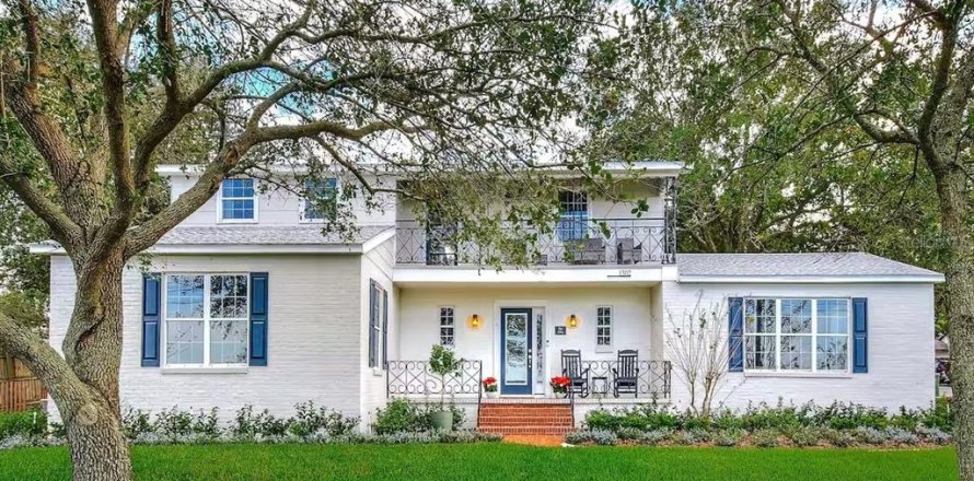 Villa ou maison à Winter Haven, Floride 5 chambres, 243.96 m2 № 2127138