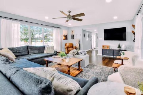 Villa ou maison à vendre à Winter Haven, Floride: 5 chambres, 243.96 m2 № 2127138 - photo 6
