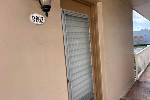 Condominio en venta en Delray Beach, Florida, 2 dormitorios, 84.26 m2 № 2185215 - foto 15