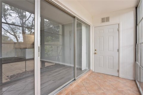 Condominio en alquiler en Tampa, Florida, 2 dormitorios, 81.29 m2 № 1917363 - foto 24