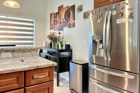 Casa en venta en Pembroke Pines, Florida, 3 dormitorios, 195.65 m2 № 1760771 - foto 10