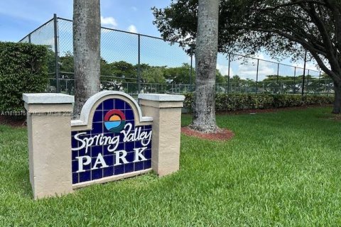 Casa en venta en Pembroke Pines, Florida, 3 dormitorios, 195.65 m2 № 1760771 - foto 23