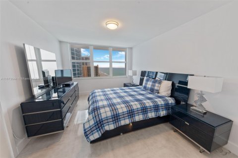 Condo in Hollywood, Florida, 2 bedrooms  № 1698425 - photo 22