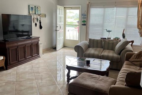 Condominio en alquiler en Clearwater, Florida, 2 dormitorios, 130.06 m2 № 1839982 - foto 2