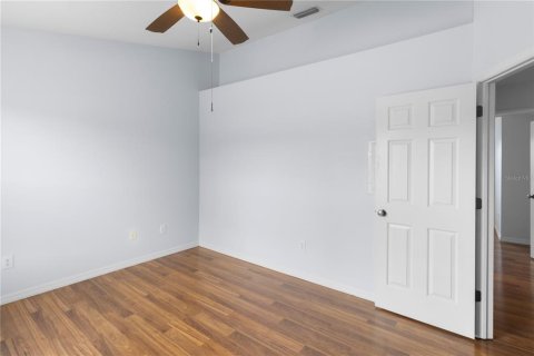 Townhouse in Tampa, Florida 2 bedrooms, 106.47 sq.m. № 2237388 - photo 17