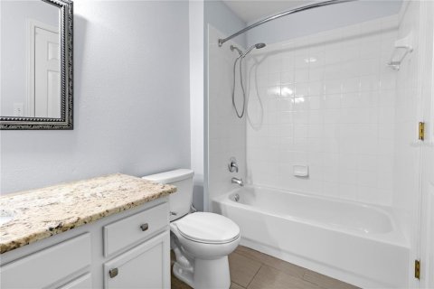 Townhouse in Tampa, Florida 2 bedrooms, 106.47 sq.m. № 2237388 - photo 14