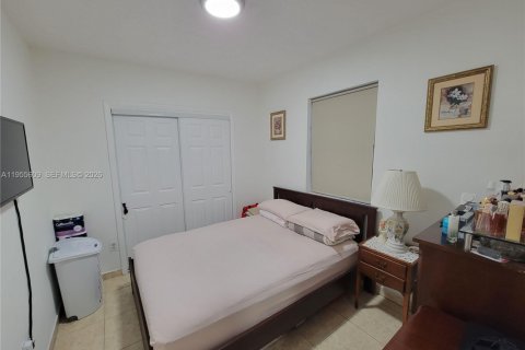 Propiedad comercial en venta en Sweetwater, Florida, 133.78 m2 № 2009586 - foto 7