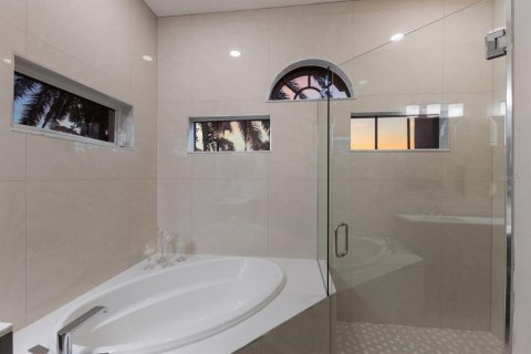 Casa en venta en Sarasota, Florida, 4 dormitorios, 204.29 m2 № 1584530 - foto 24