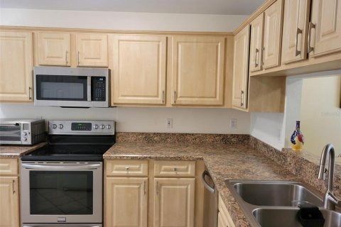 Купить виллу или дом в Клермон, Флорида 8 комнат, 123.93м2, № 2214581 - фото 7