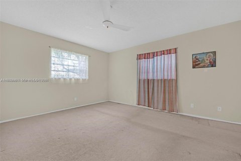 Купить кондоминиум в Лодердейл-Лейкс, Флорида 1 спальня, 72.74м2, № 1997454 - фото 6