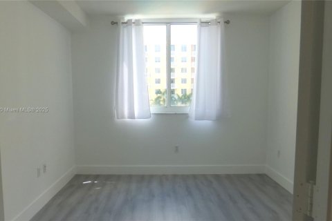 Condo in Aventura, Florida, 2 bedrooms  № 1863345 - photo 4