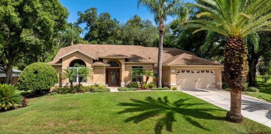 Villa ou maison à Apopka, Floride 4 chambres, 228.82 m2 № 2406792