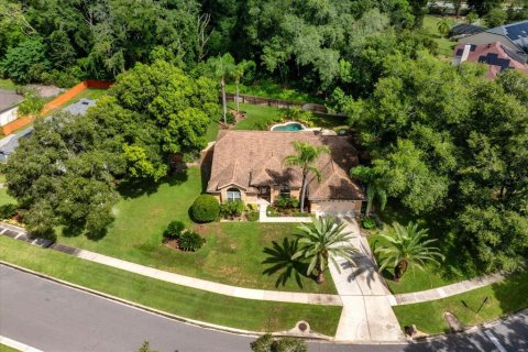 Villa ou maison à vendre à Apopka, Floride: 4 chambres, 228.82 m2 № 2406792 - photo 2