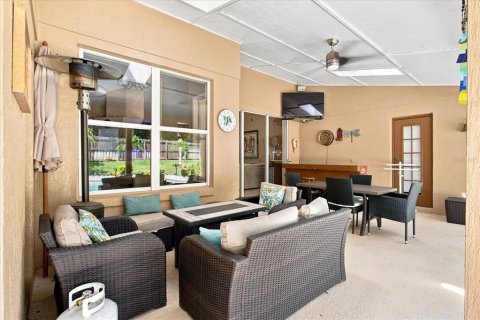 Villa ou maison à vendre à Apopka, Floride: 4 chambres, 228.82 m2 № 2406792 - photo 28