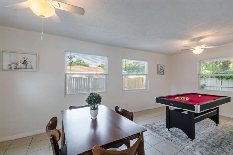 House in Sarasota, Florida 3 bedrooms, 140.47 sq.m. № 1625723 - photo 13