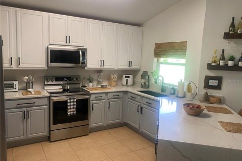 Casa en alquiler en Kissimmee, Florida, 4 dormitorios, 193.98 m2 № 1905095 - foto 6