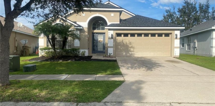 Casa en Kissimmee, Florida 4 dormitorios, 193.98 m2 № 1905095