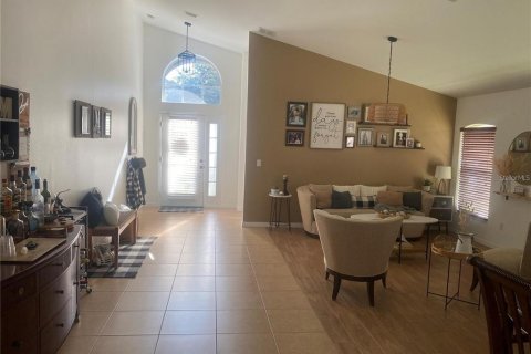 Casa en alquiler en Kissimmee, Florida, 4 dormitorios, 193.98 m2 № 1905095 - foto 4